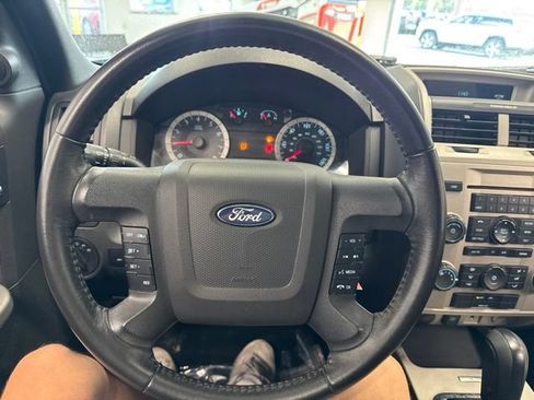 Used 2012 Ford Escape XLT FWD image 29