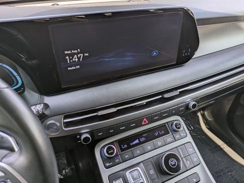 Used 2024 Hyundai Palisade SEL FWD image 12