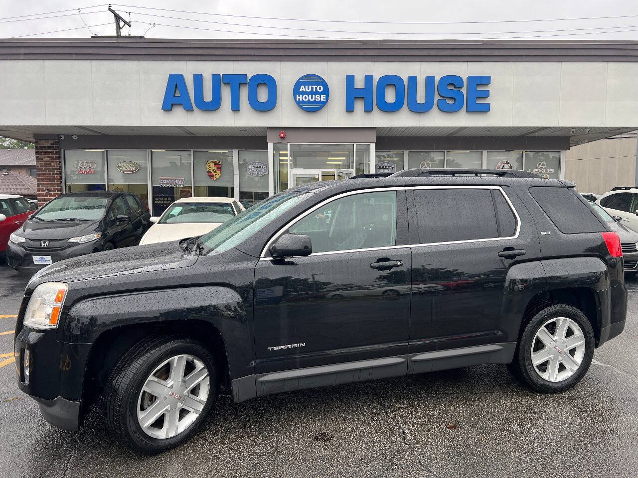 Used 2012 GMC Terrain SLT FWD image 1