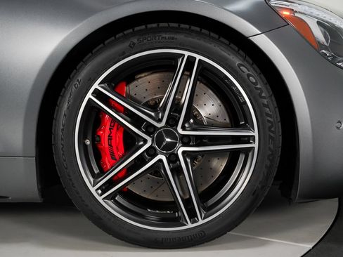 Used 2018 Mercedes-Benz AMG GT C image 28