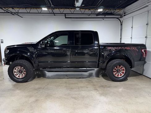 Used 2019 Ford F150 Raptor w/ Equipment Group 802A Luxury AWD/4WD image 2