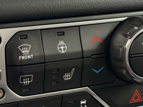 New 2025 Jeep Gladiator Sport image 32