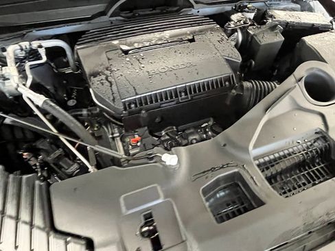 New 2025 Honda Pilot TrailSport image 17