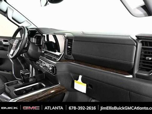 New 2026 GMC Sierra 1500 Elevation image 23