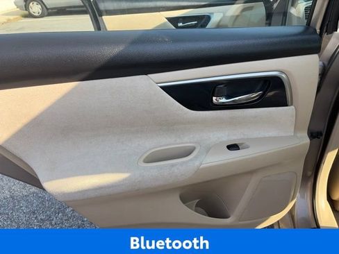 Used 2013 Nissan Altima 2.5 S FWD image 9