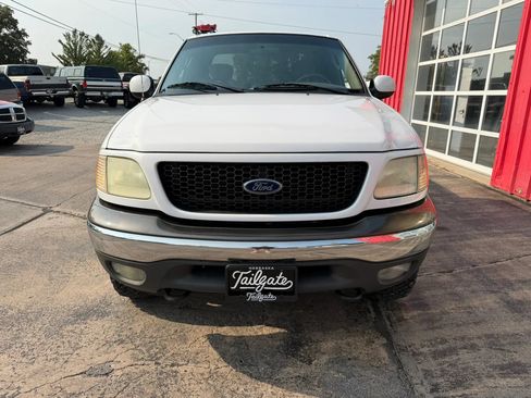 Used 2003 Ford F150 XLT AWD/4WD image 3