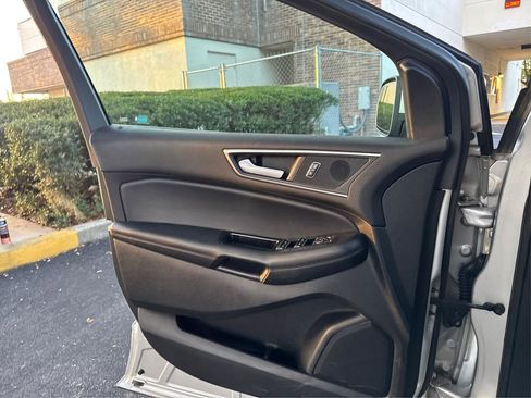 Used 2016 Ford Edge SEL w/ Equipment Group 201A image 19