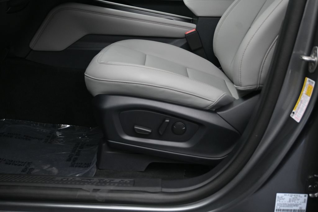 New 2026 Ford Explorer Active w/ Active Comfort Package AWD/4WD image 21