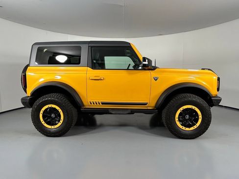 Used 2021 Ford Bronco First Edition AWD/4WD image 8