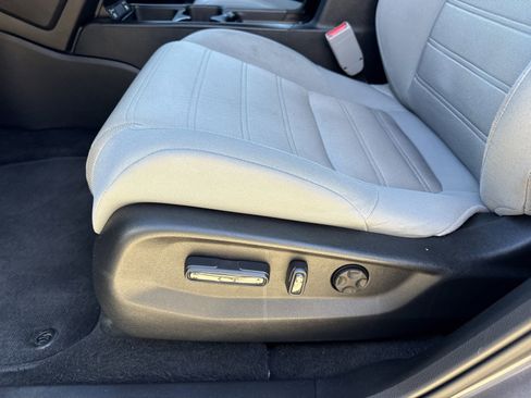 Used 2022 Honda CR-V EX image 9