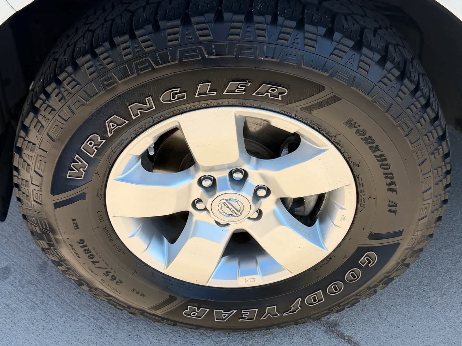 Used 2013 Nissan Frontier SV RWD image 10
