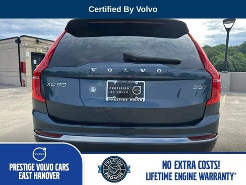 Certified 2025 Volvo XC90 B5 Plus AWD/4WD image 6