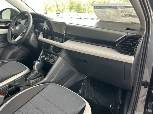 New 2026 Volkswagen Taos S image 35