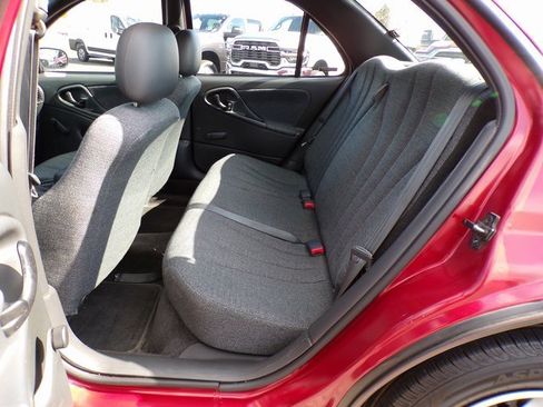 Used 2001 Chevrolet Cavalier Sedan w/ Preferred Equipment Group 1 image 8