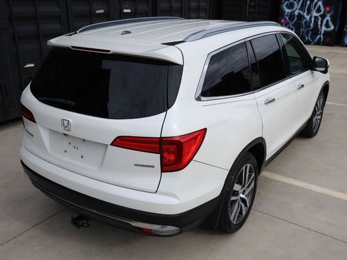 Used 2016 Honda Pilot Touring image 11