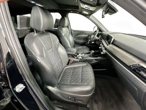 Used 2023 Kia Telluride EX X-Line AWD/4WD image 32