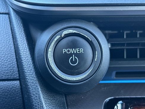 Used 2023 Toyota Prius XLE image 32