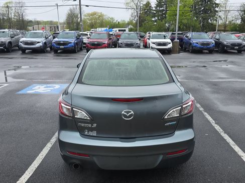 Used 2012 MAZDA MAZDA3 i Touring FWD image 10