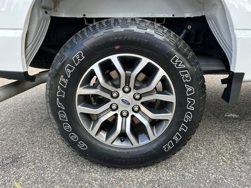 Used 2021 Ford F150 Lariat w/ Equipment Group 501A Mid AWD/4WD image 18