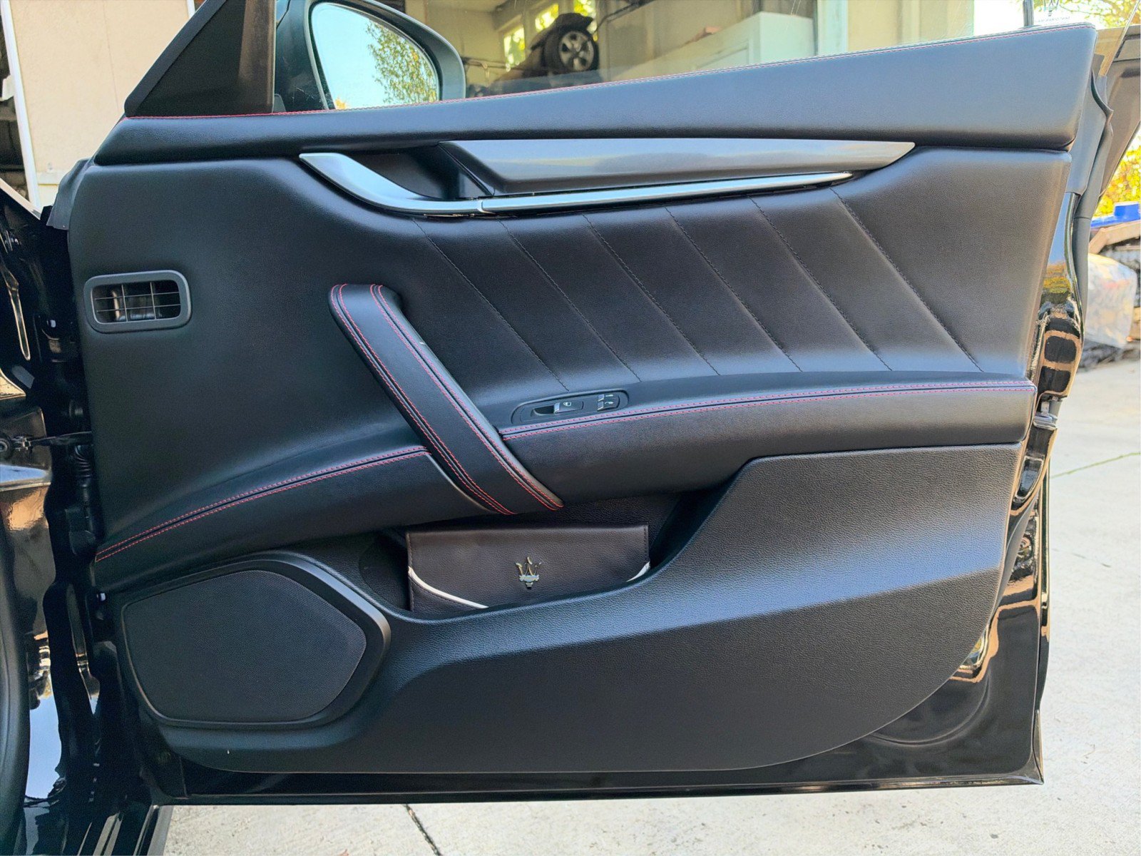 Used 2019 Maserati Ghibli S Q4 AWD/4WD image 37