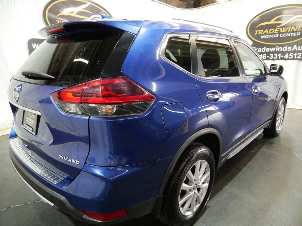Used 2018 Nissan Rogue SV AWD/4WD image 6