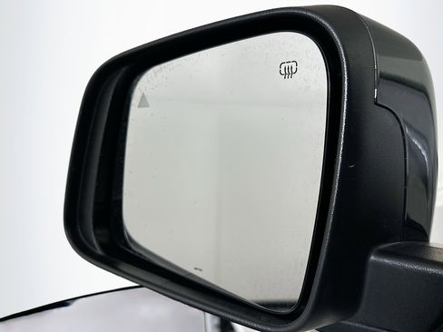 Used 2023 Dodge Durango GT image 16