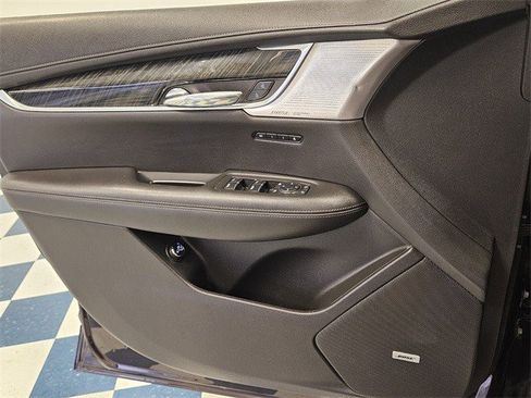 Certified 2021 Cadillac XT6 Premium Luxury image 22