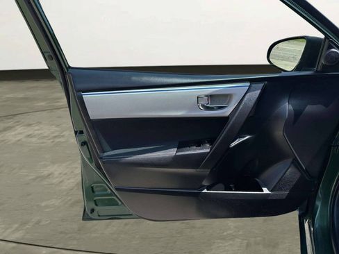 Used 2014 Toyota Corolla LE FWD image 10