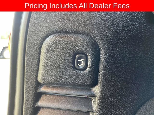 Used 2019 Jeep Grand Cherokee Altitude AWD/4WD image 14