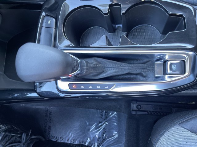 Used 2025 Chevrolet Trax LT FWD image 21