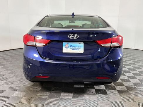 Used 2013 Hyundai Elantra GLS w/ Preferred Pkg image 9