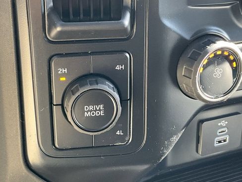 New 2026 Ford F250 XL w/ F-250 >10K GVWR Package image 5