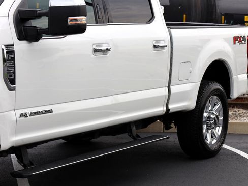 Used 2020 Ford F250 Platinum image 30