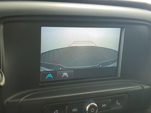 Used 2019 Chevrolet Silverado 1500 Custom image 17