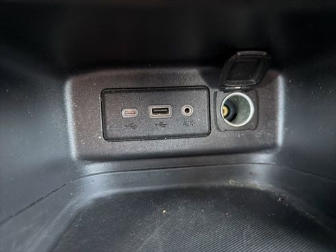 Used 2022 Chevrolet Equinox LT FWD image 17
