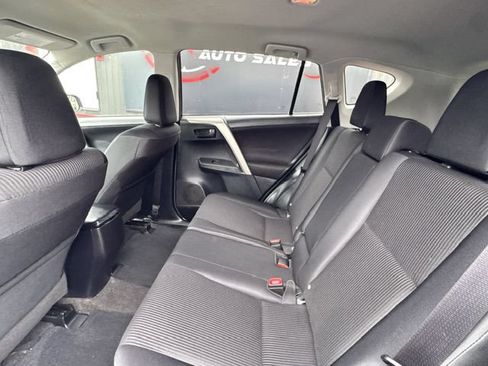 Used 2015 Toyota RAV4 LE AWD/4WD image 12