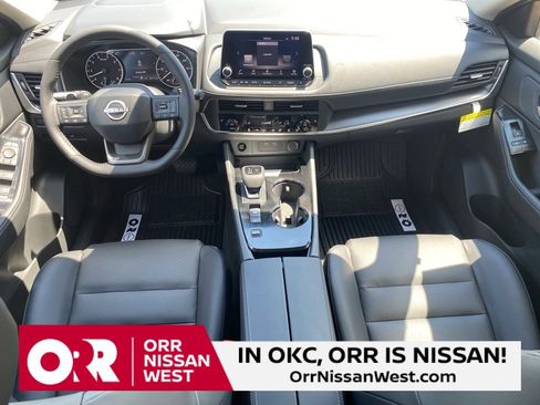 New 2026 Nissan Rogue SV w/ SV Premium Package image 18