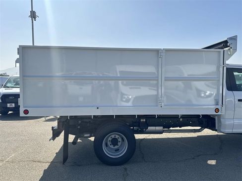 New 2025 Ford F350 XL w/ XL Chrome Package image 26