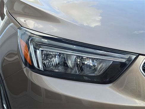 Certified 2019 Buick Encore Preferred w/ Safety Package image 8