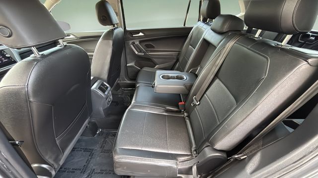 Used 2020 Volkswagen Tiguan SE w/ Panoramic Sunroof Package FWD image 20