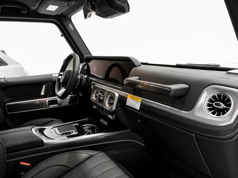 Used 2026 Mercedes-Benz G 63 AMG 4MATIC image 12