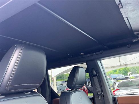 Certified 2023 Ford Bronco Outer Banks w/ Sasquatch Package AWD/4WD image 22