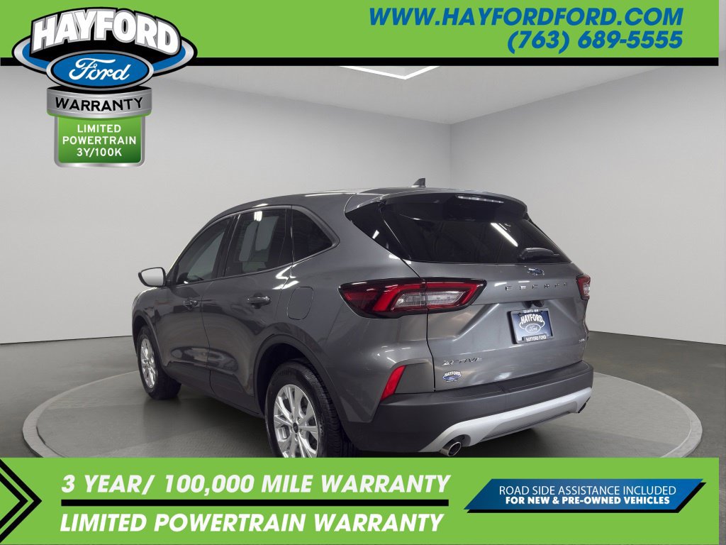 Used 2026 Ford Escape Active w/ Cold Weather Package AWD/4WD image 5