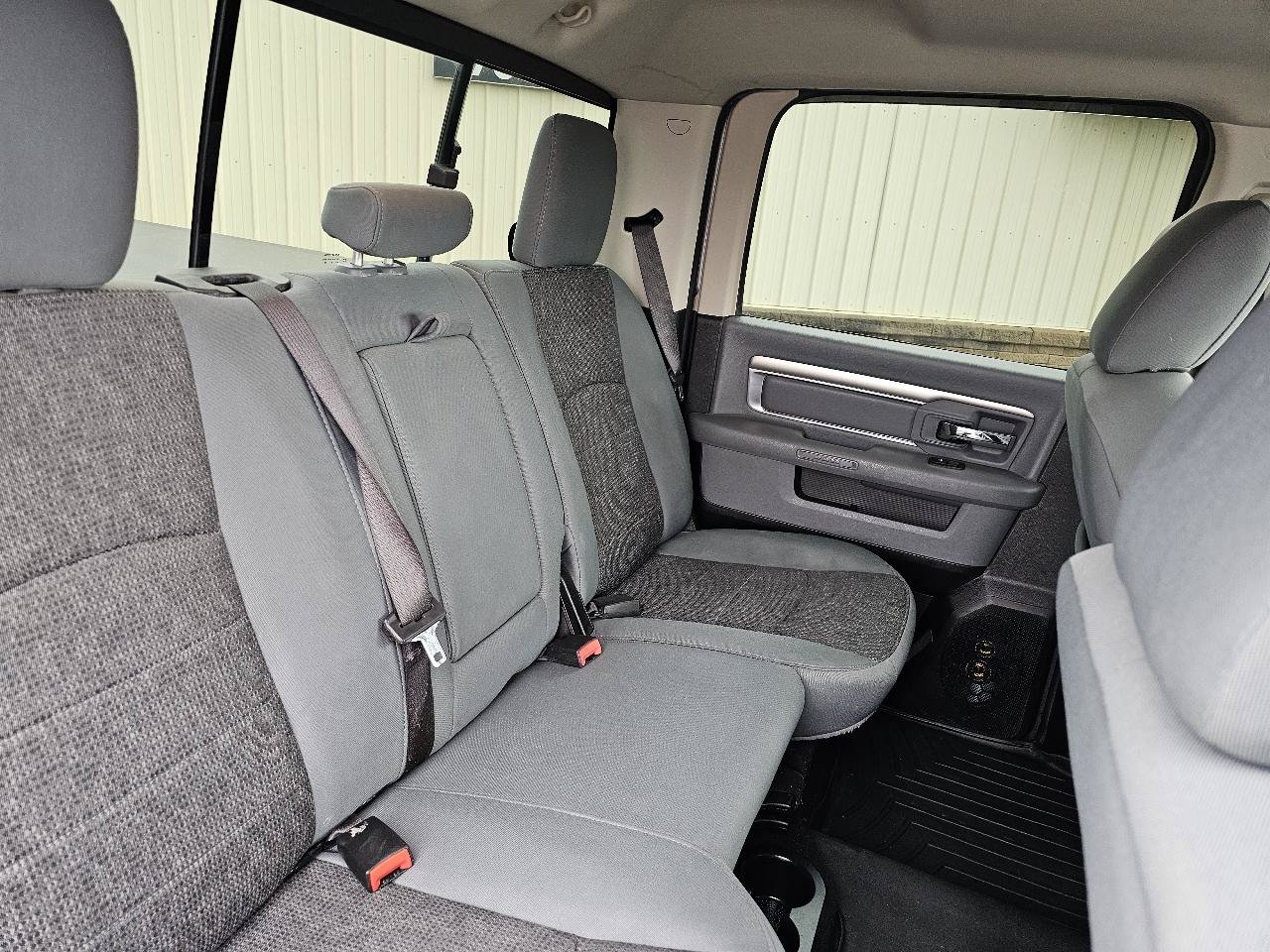 Used 2019 RAM 1500 Classic SLT w/ Luxury Group AWD/4WD image 21