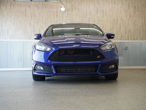 Used 2015 Ford Focus ST image 2