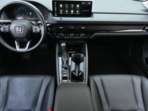 Used 2024 Honda Accord Touring image 15