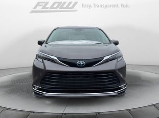 Certified 2024 Toyota Sienna XLE video 2