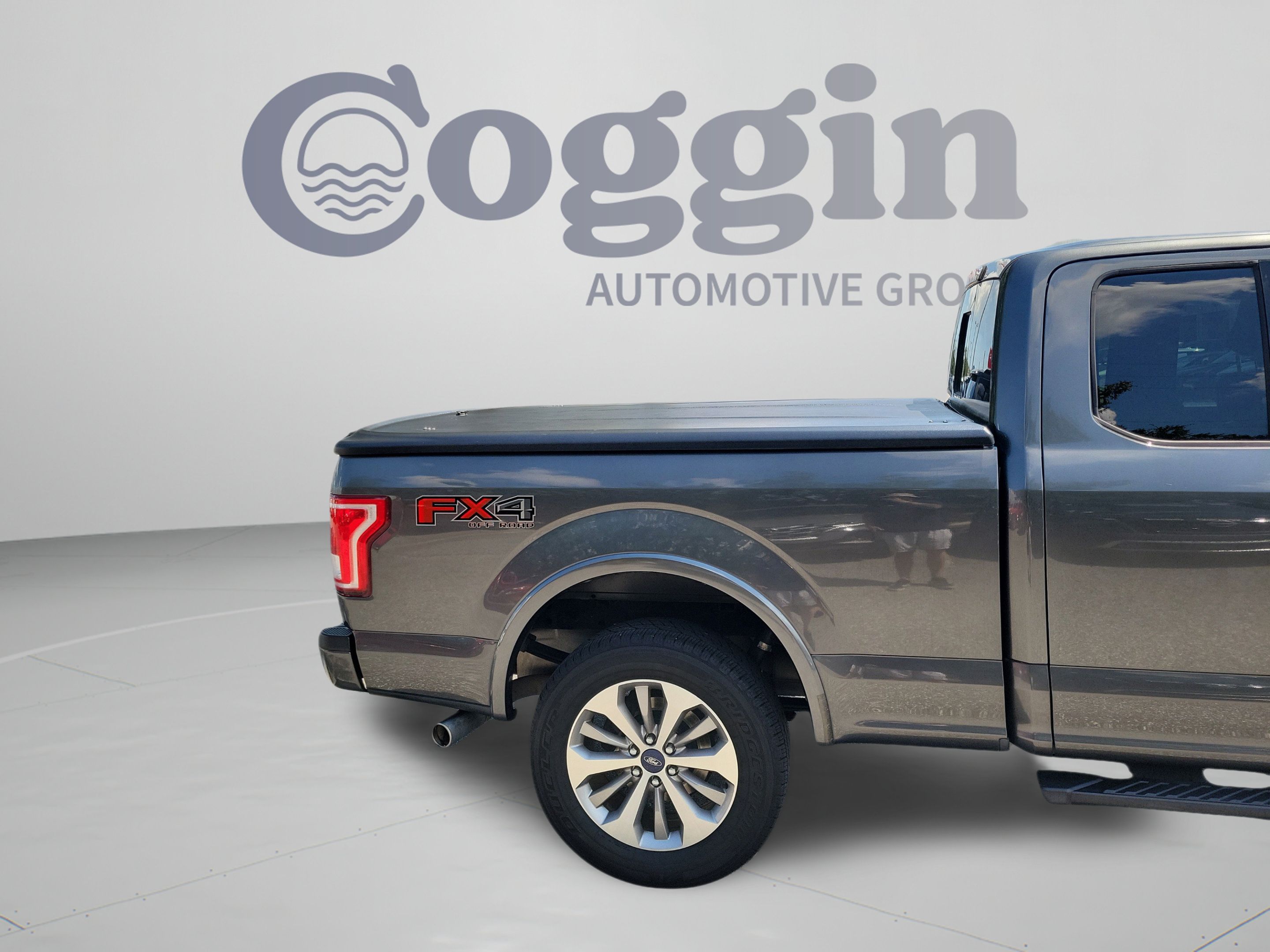 Used 2017 Ford F150 XLT w/ Equipment Group 302A Luxury AWD/4WD image 31