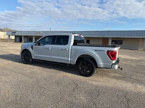 Used 2021 Ford F150 XLT w/ Equipment Group 302A High image 10