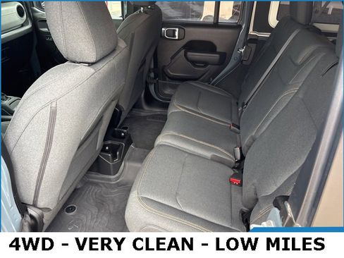 Used 2024 Jeep Wrangler Willys image 13